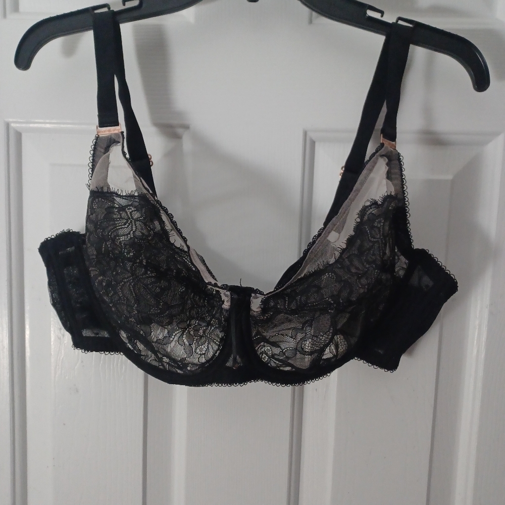 Smart & Sexy Lace Bra Sz 42D
